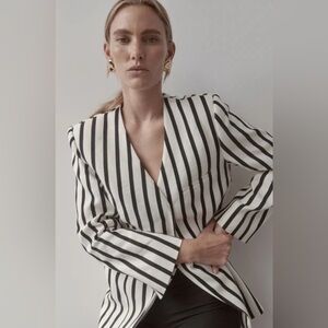 ST. AGNI - striped linen blend blazer